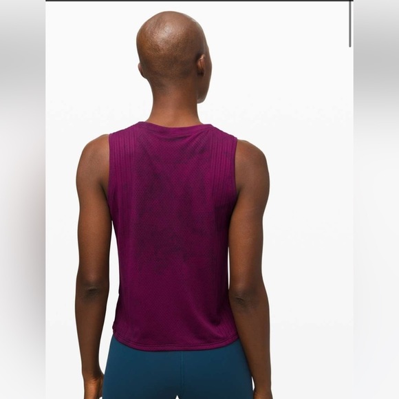 LULULEMON Train to Be Tank *Wash
Marvel / Black - Picture 2 of 10